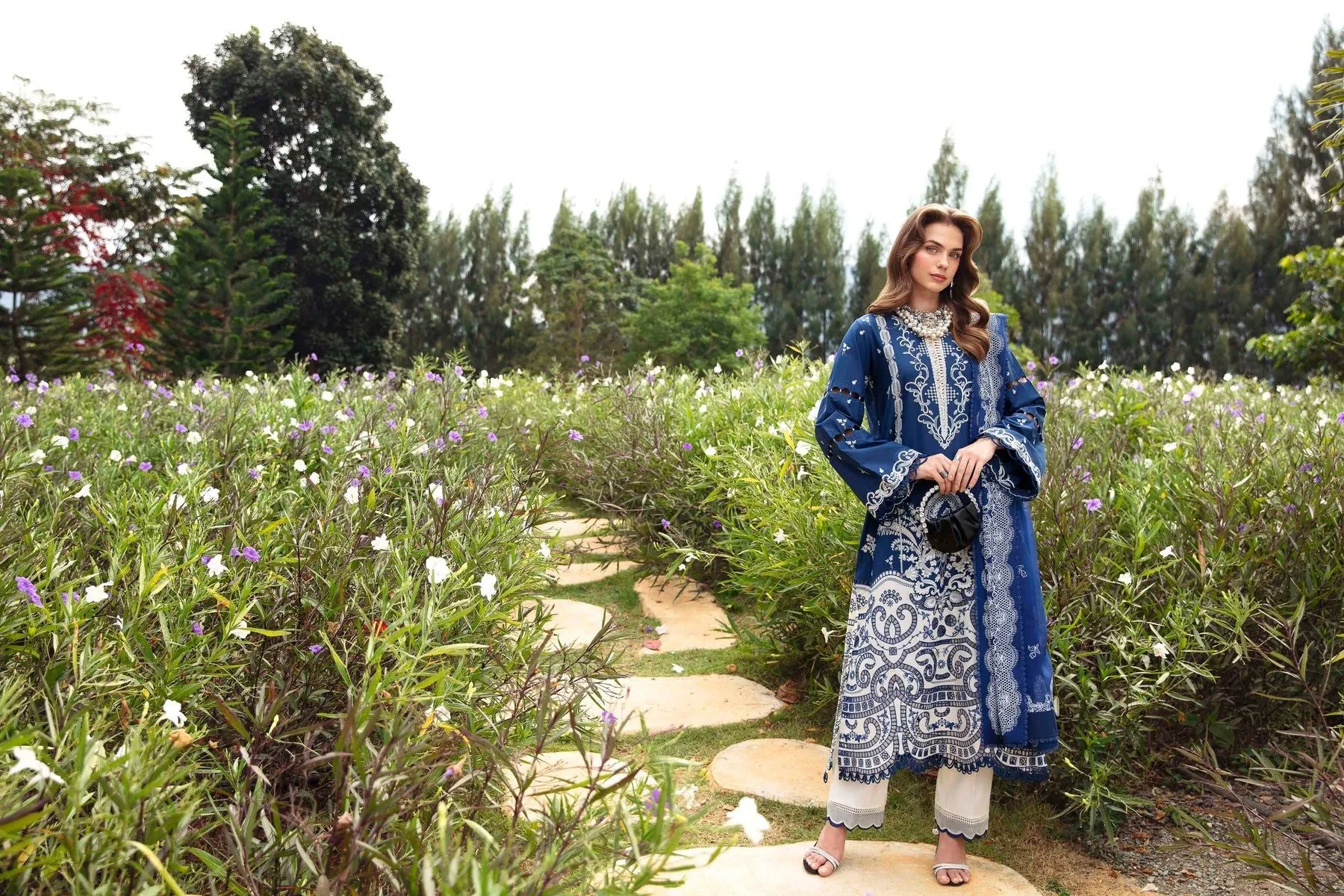 SABLE LUXURY READY TO WEAR LAWN 24 AFINA 09