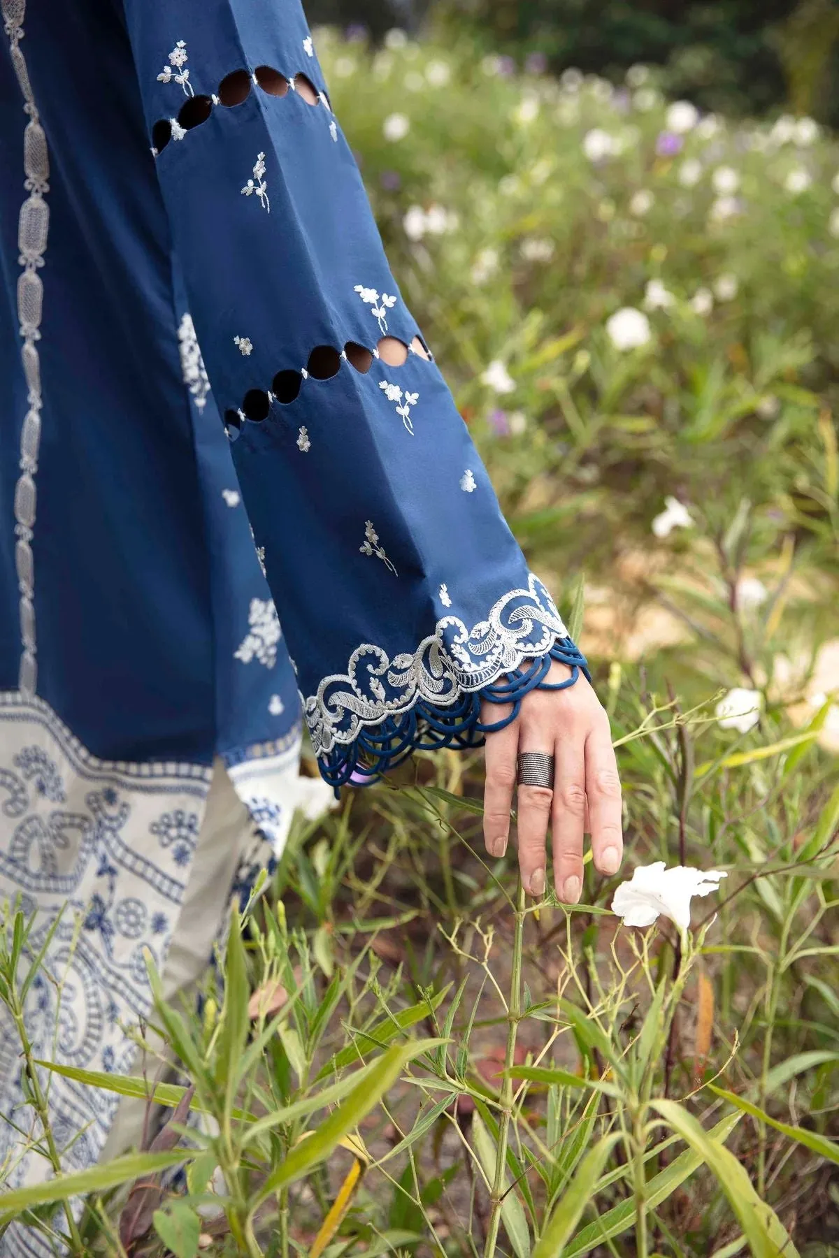SABLE LUXURY READY TO WEAR LAWN 24 AFINA 09